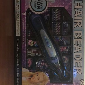 I am selling a hair beader